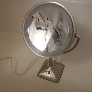 Make Up Mirror Vanity Mirror With Light